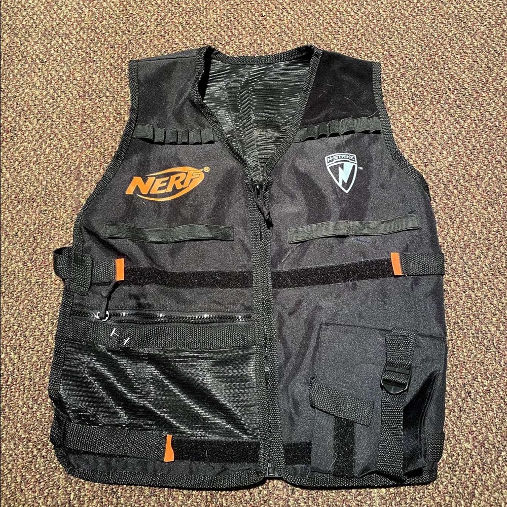 NERF vest for nerf guns!! NWOT